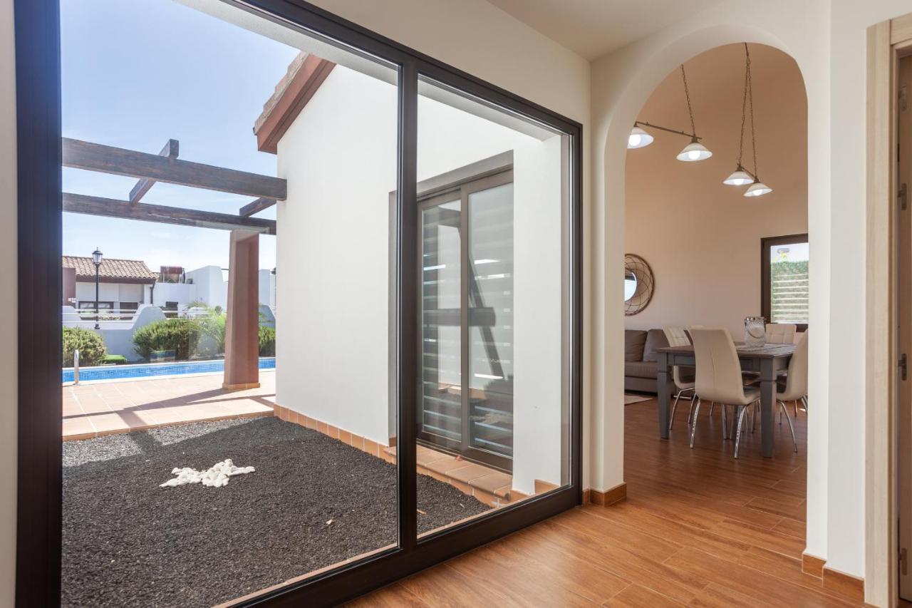 Villa Zafiro 13 Golf Private Pool Caleta De Fuste By Holidays Home المظهر الخارجي الصورة